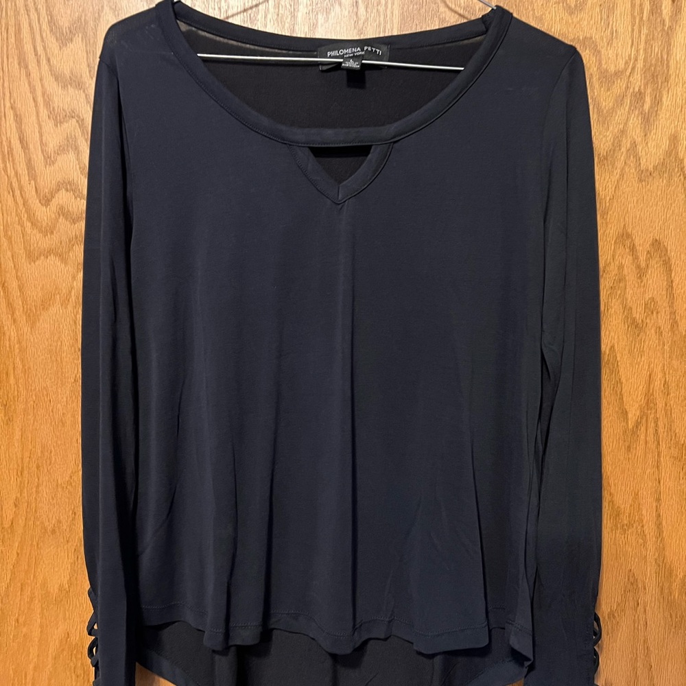 Philomena Petti top size M